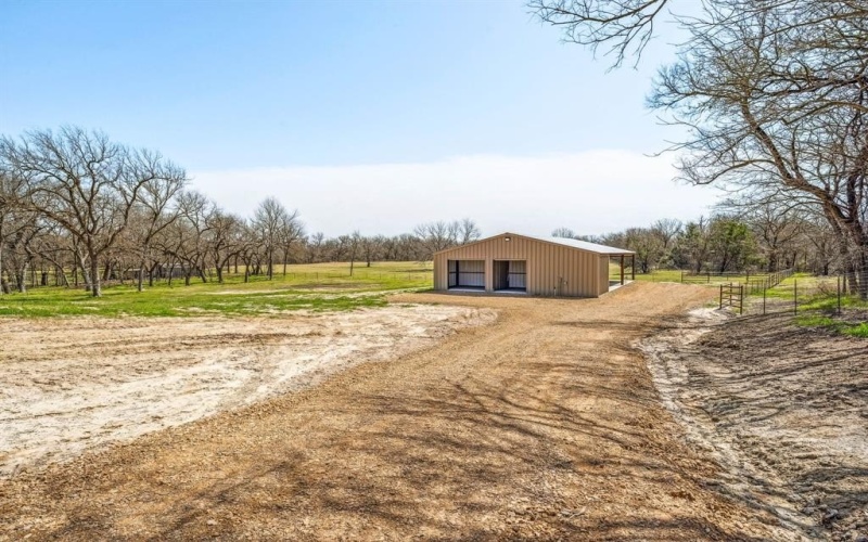1704 E Fm 1188, Bluff Dale, TX 76433, 3 Bedrooms Bedrooms, ,2 BathroomsBathrooms,Residential,For Sale,1704 E Fm 1188,20880130