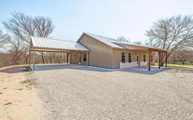 1704 E Fm 1188, Bluff Dale, TX 76433, 3 Bedrooms Bedrooms, ,2 BathroomsBathrooms,Residential,For Sale,1704 E Fm 1188,20880130