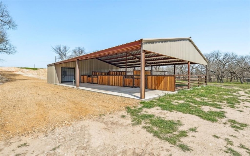1704 E Fm 1188, Bluff Dale, TX 76433, 3 Bedrooms Bedrooms, ,2 BathroomsBathrooms,Residential,For Sale,1704 E Fm 1188,20880130