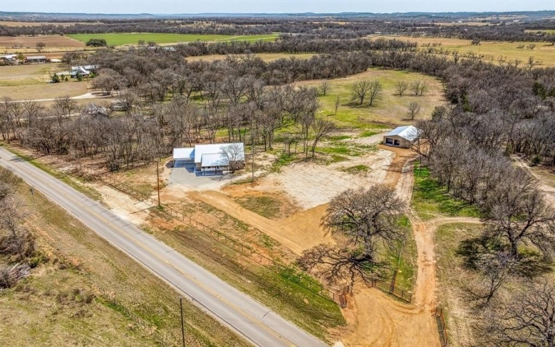 1704 E Fm 1188, Bluff Dale, TX 76433, 3 Bedrooms Bedrooms, ,2 BathroomsBathrooms,Residential,For Sale,1704 E Fm 1188,20880130