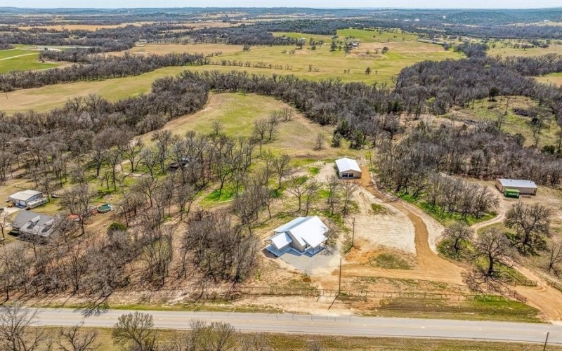 1704 E Fm 1188, Bluff Dale, TX 76433, 3 Bedrooms Bedrooms, ,2 BathroomsBathrooms,Residential,For Sale,1704 E Fm 1188,20880130