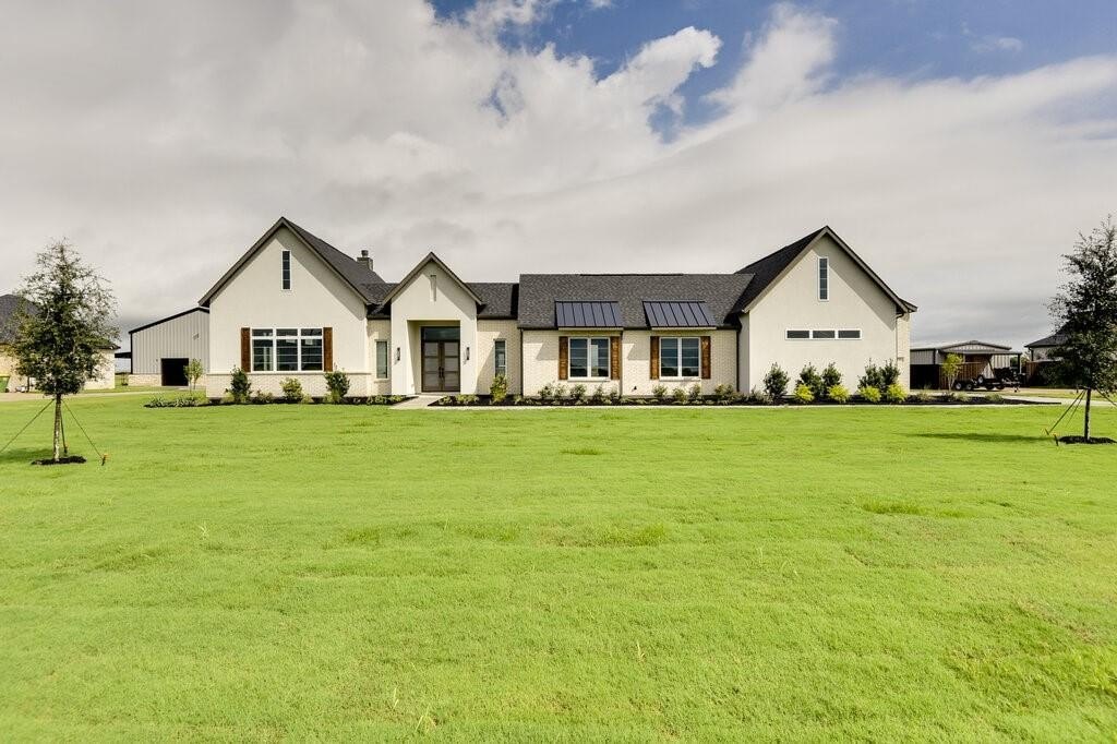 216 Ozro Road, Venus, TX 76084, 4 Bedrooms Bedrooms, ,3 BathroomsBathrooms,Residential,For Sale,216 Ozro Road,20878072