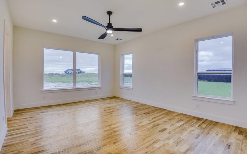 216 Ozro Road, Venus, TX 76084, 4 Bedrooms Bedrooms, ,3 BathroomsBathrooms,Residential,For Sale,216 Ozro Road,20878072