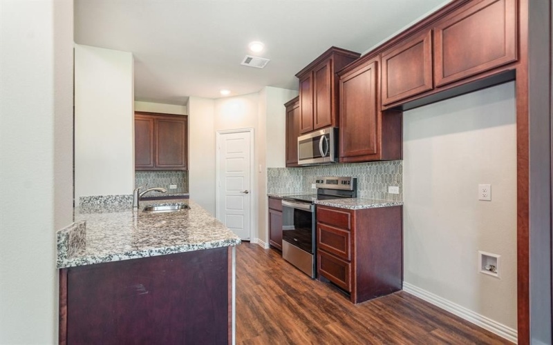 2605 Glasgow Drive, Denton, TX 76207, 4 Bedrooms Bedrooms, ,3 BathroomsBathrooms,Residential,For Sale,2605 Glasgow Drive,20880175