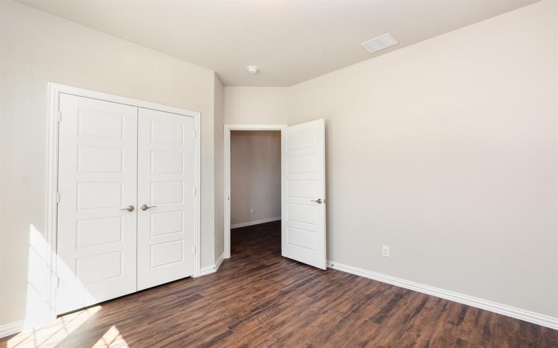2605 Glasgow Drive, Denton, TX 76207, 4 Bedrooms Bedrooms, ,3 BathroomsBathrooms,Residential,For Sale,2605 Glasgow Drive,20880175