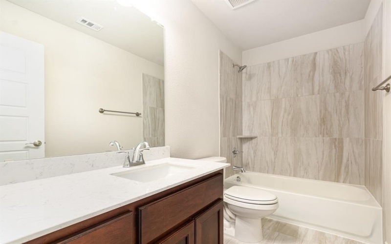2605 Glasgow Drive, Denton, TX 76207, 4 Bedrooms Bedrooms, ,3 BathroomsBathrooms,Residential,For Sale,2605 Glasgow Drive,20880175