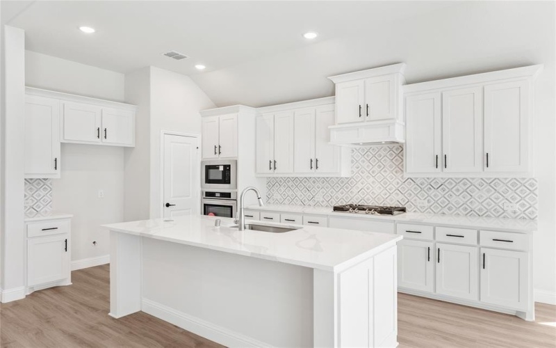 216 Dove Haven Drive, Wylie, TX 75098, 5 Bedrooms Bedrooms, ,5 BathroomsBathrooms,Residential,For Sale,216 Dove Haven Drive,20878153