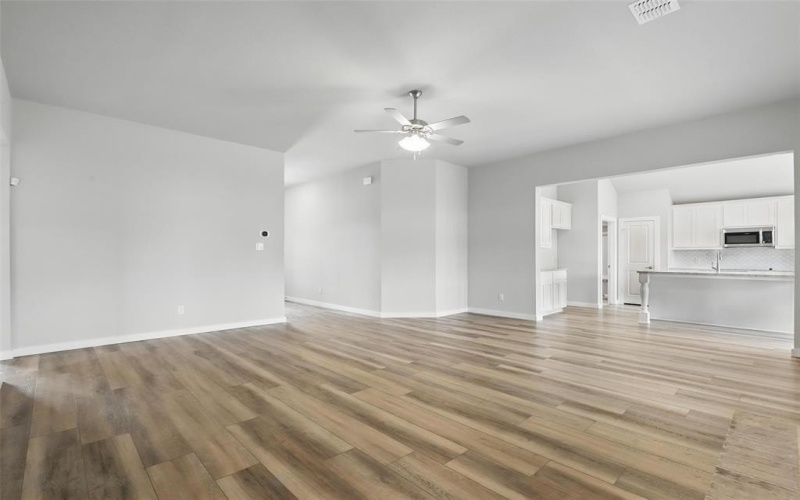 116 Mesa Drive, Glen Rose, TX 76043, 3 Bedrooms Bedrooms, ,2 BathroomsBathrooms,Residential,For Sale,116 Mesa Drive,20880299