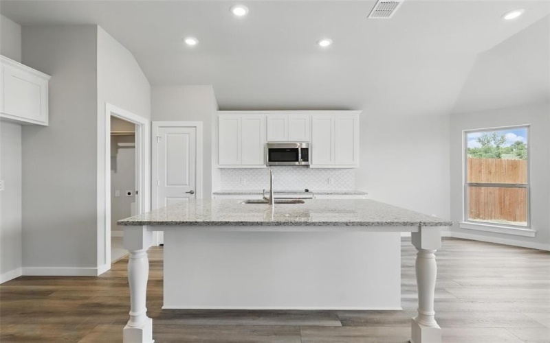 116 Mesa Drive, Glen Rose, TX 76043, 3 Bedrooms Bedrooms, ,2 BathroomsBathrooms,Residential,For Sale,116 Mesa Drive,20880299