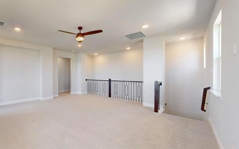 2212 Fairwater Mews, Rowlett, TX 75088, 4 Bedrooms Bedrooms, ,3 BathroomsBathrooms,Residential,For Sale,2212 Fairwater Mews,20880361