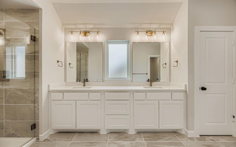 3520 Chivalry Lane, Lewisville, TX 75056, 3 Habitaciones Habitaciones , ,2 BañosBaños,Residential,En Venta,3520 Chivalry Lane,20880370