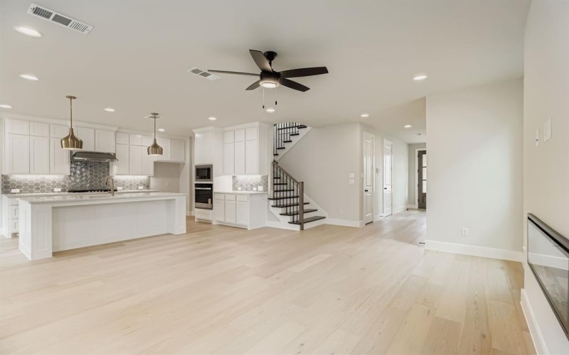 3520 Chivalry Lane, Lewisville, TX 75056, 3 Habitaciones Habitaciones , ,2 BañosBaños,Residential,En Venta,3520 Chivalry Lane,20880370