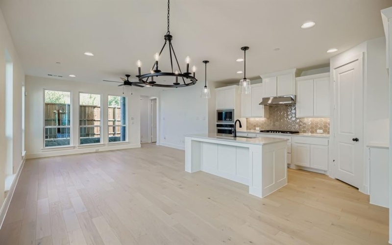 3513 Kings Court Drive, Lewisville, TX 75056, 4 Bedrooms Bedrooms, ,3 BathroomsBathrooms,Residential,For Sale,3513 Kings Court Drive,0,20880505