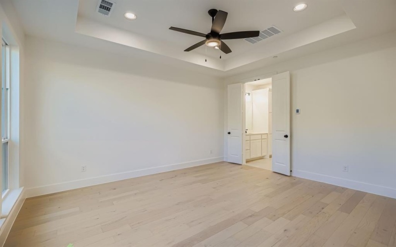 3513 Kings Court Drive, Lewisville, TX 75056, 4 Bedrooms Bedrooms, ,3 BathroomsBathrooms,Residential,For Sale,3513 Kings Court Drive,0,20880505