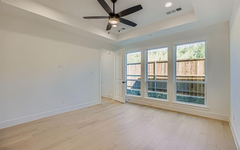 3513 Kings Court Drive, Lewisville, TX 75056, 4 Bedrooms Bedrooms, ,3 BathroomsBathrooms,Residential,For Sale,3513 Kings Court Drive,0,20880505