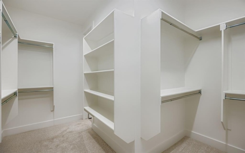 3513 Kings Court Drive, Lewisville, TX 75056, 4 Bedrooms Bedrooms, ,3 BathroomsBathrooms,Residential,For Sale,3513 Kings Court Drive,0,20880505