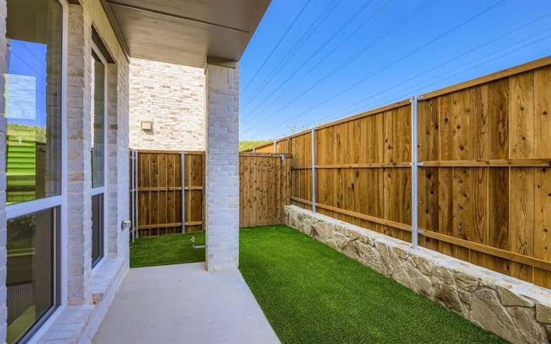 3513 Kings Court Drive, Lewisville, TX 75056, 4 Bedrooms Bedrooms, ,3 BathroomsBathrooms,Residential,For Sale,3513 Kings Court Drive,0,20880505