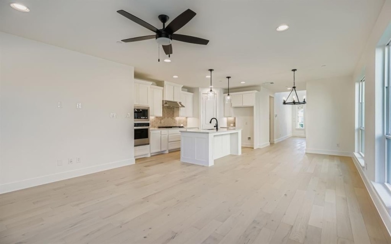 3513 Kings Court Drive, Lewisville, TX 75056, 4 Bedrooms Bedrooms, ,3 BathroomsBathrooms,Residential,For Sale,3513 Kings Court Drive,0,20880505
