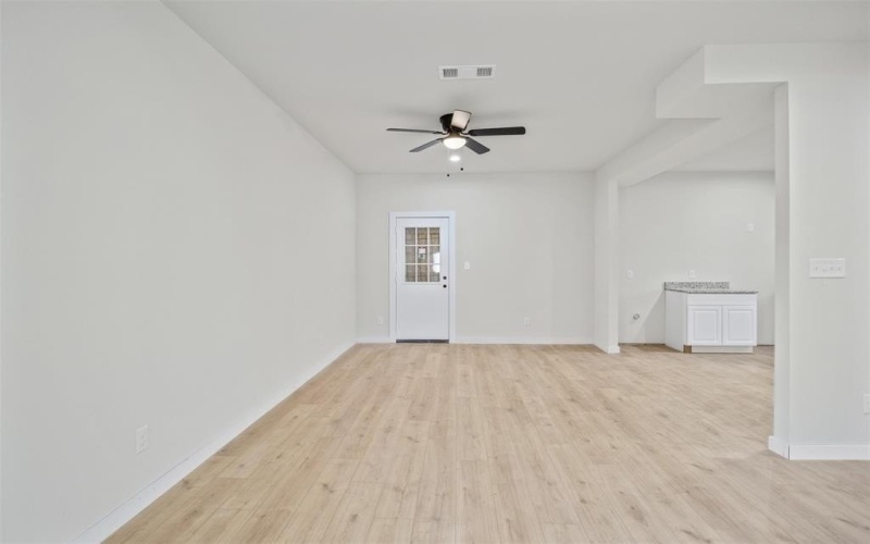 3323 Rutledge Street, Dallas, TX 75215, 3 Habitaciones Habitaciones , ,2 BañosBaños,Residential,En Venta,3323 Rutledge Street,20880597