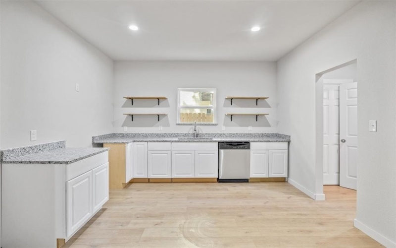 3323 Rutledge Street, Dallas, TX 75215, 3 Habitaciones Habitaciones , ,2 BañosBaños,Residential,En Venta,3323 Rutledge Street,20880597