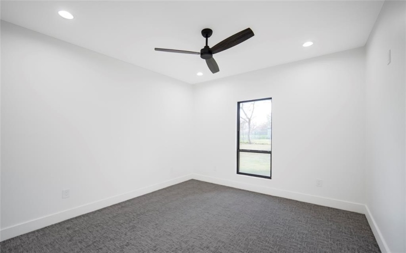 635 W Liveoak, Jacksboro, TX 76458, 3 Bedrooms Bedrooms, ,2 BathroomsBathrooms,Residential,For Sale,635 W Liveoak,20878744