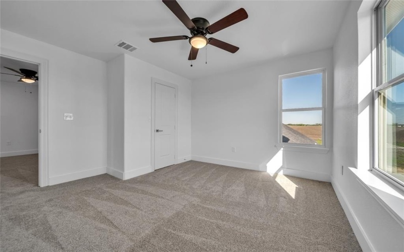 1128 Newton Road, Ferris, TX 75125, 6 Bedrooms Bedrooms, ,3 BathroomsBathrooms,Residential,For Sale,1128 Newton Road,20878945