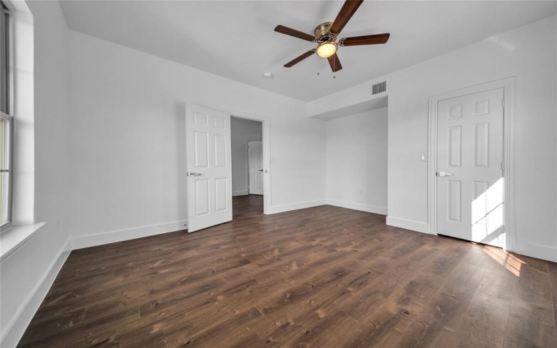 1128 Newton Road, Ferris, TX 75125, 6 Bedrooms Bedrooms, ,3 BathroomsBathrooms,Residential,For Sale,1128 Newton Road,20878945