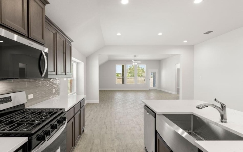 137 Whistling Duck, Balch Springs, TX 75181, 4 Bedrooms Bedrooms, ,2 BathroomsBathrooms,Residential,For Sale,137 Whistling Duck,0,20878984