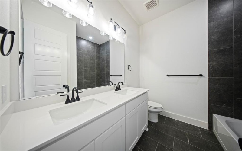 2505 Pyrite Street, Krum, TX 76249, 4 Bedrooms Bedrooms, ,2 BathroomsBathrooms,Residential,For Sale,2505 Pyrite Street,20879065
