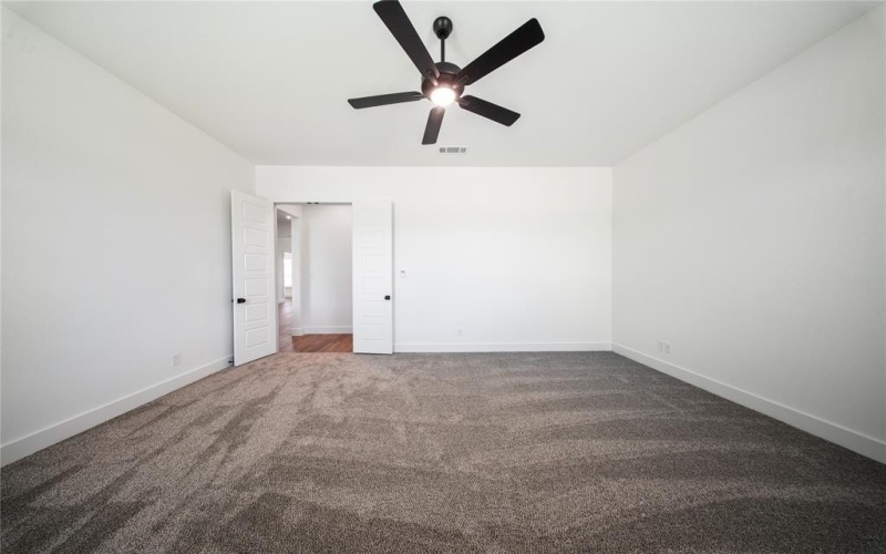 2505 Pyrite Street, Krum, TX 76249, 4 Bedrooms Bedrooms, ,2 BathroomsBathrooms,Residential,For Sale,2505 Pyrite Street,20879065