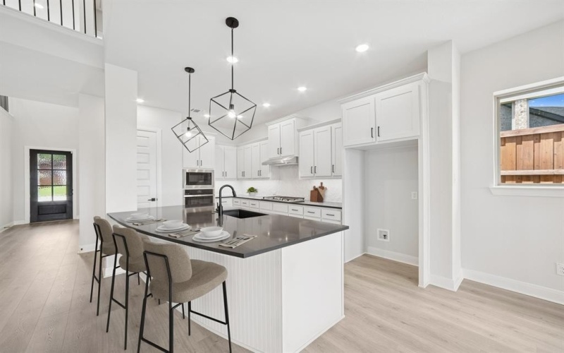 6213 Escarpment Drive, Fort Worth, TX 76112, 4 Habitaciones Habitaciones , ,3 BañosBaños,Residential,En Venta,6213 Escarpment Drive,20877176