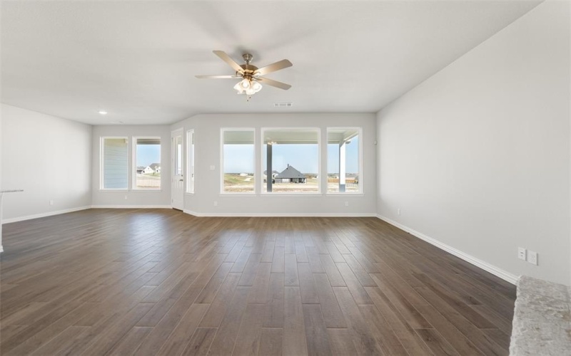 125 Pampas Court, Decatur, TX 76234, 4 Bedrooms Bedrooms, ,3 BathroomsBathrooms,Residential,For Sale,125 Pampas Court,0,20879594