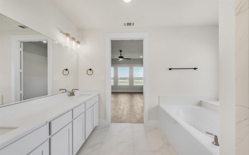 4169 Old Springtown Road, Weatherford, TX 76085, 3 Habitaciones Habitaciones , ,3 BañosBaños,Residential,En Venta,4169 Old Springtown Road,20877584