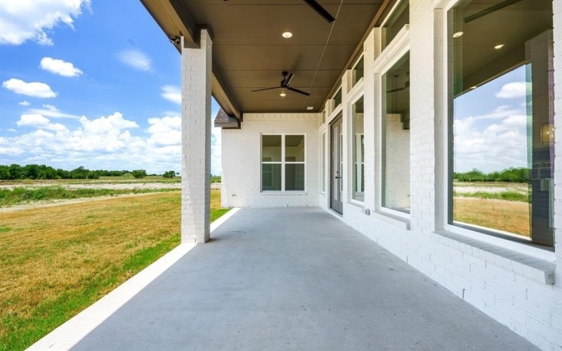 6251 McChesney Drive, Midlothian, TX 76065, 4 Bedrooms Bedrooms, ,3 BathroomsBathrooms,Residential,For Sale,6251 McChesney Drive,20879846
