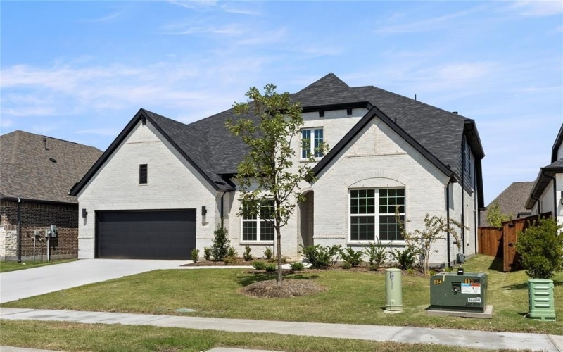 8404 Morrisville Drive, McKinney, TX 75071, 4 Bedrooms Bedrooms, ,5 BathroomsBathrooms,Residential,For Sale,8404 Morrisville Drive,0,20879848