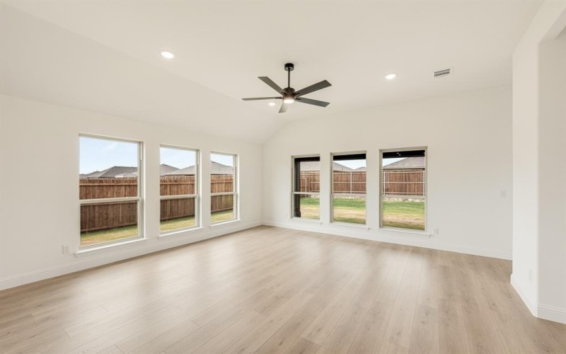900 Willowbanks Drive, Josephine, TX 75173, 3 Habitaciones Habitaciones , ,2 BañosBaños,Residential,En Venta,900 Willowbanks Drive,0,20880628