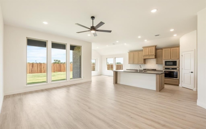 206 Shady Bank Way, Josephine, TX 75173, 3 Bedrooms Bedrooms, ,2 BathroomsBathrooms,Residential,For Sale,206 Shady Bank Way,0,20880680