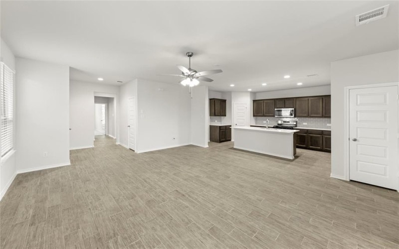 111 Van Horn, Terrell, TX 75160, 3 Habitaciones Habitaciones , ,2 BañosBaños,Residential,En Venta,111 Van Horn,20881020