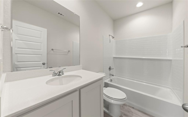109 Van Horn, Terrell, TX 75160, 3 Habitaciones Habitaciones , ,2 BañosBaños,Residential,En Venta,109 Van Horn,20881027