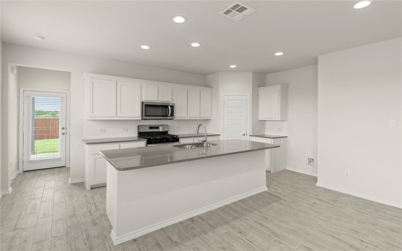 109 Van Horn, Terrell, TX 75160, 3 Habitaciones Habitaciones , ,2 BañosBaños,Residential,En Venta,109 Van Horn,20881027