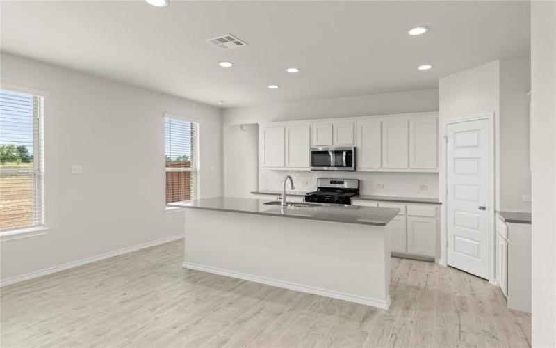109 Van Horn, Terrell, TX 75160, 3 Habitaciones Habitaciones , ,2 BañosBaños,Residential,En Venta,109 Van Horn,20881027