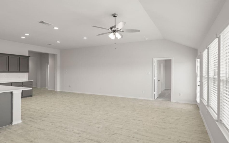 201 Bandit, Terrell, TX 75160, 4 Bedrooms Bedrooms, ,2 BathroomsBathrooms,Residential,For Sale,201 Bandit,20881040