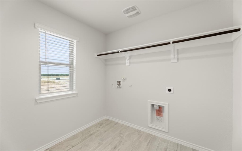 201 Bandit, Terrell, TX 75160, 4 Bedrooms Bedrooms, ,2 BathroomsBathrooms,Residential,For Sale,201 Bandit,20881040