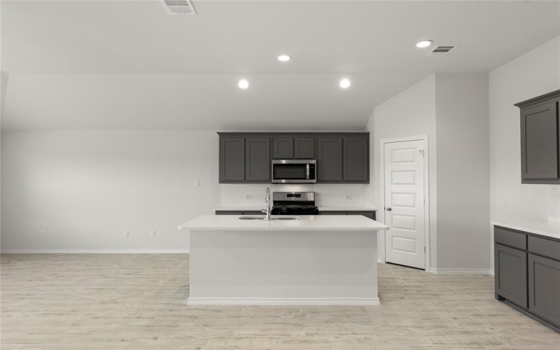 201 Bandit, Terrell, TX 75160, 4 Bedrooms Bedrooms, ,2 BathroomsBathrooms,Residential,For Sale,201 Bandit,20881040