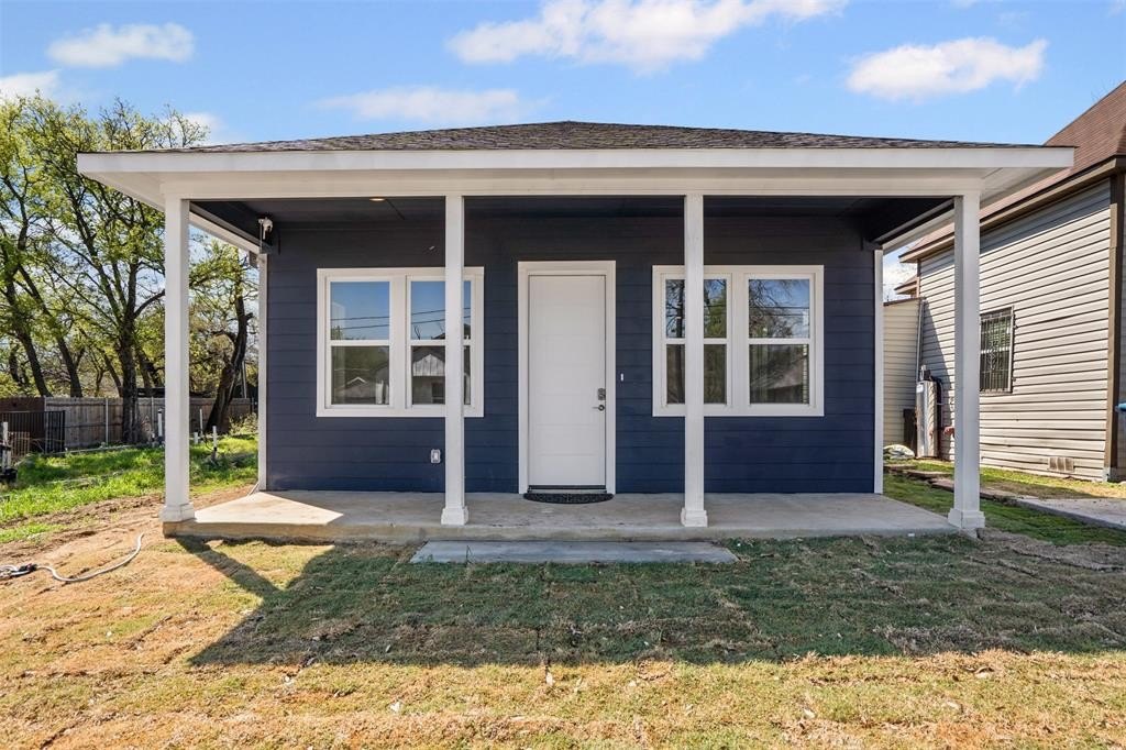 914 E Tucker Street, Fort Worth, TX 76104, 2 Habitaciones Habitaciones , ,2 BañosBaños,Residential,En Venta,914 E Tucker Street,20881062