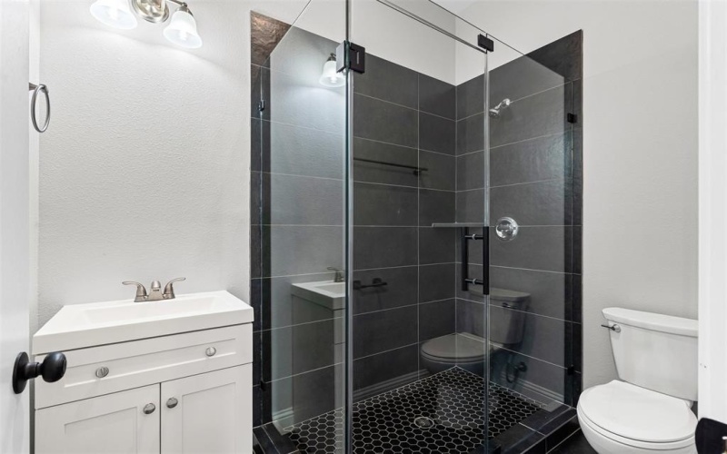 914 E Tucker Street, Fort Worth, TX 76104, 2 Habitaciones Habitaciones , ,2 BañosBaños,Residential,En Venta,914 E Tucker Street,20881062