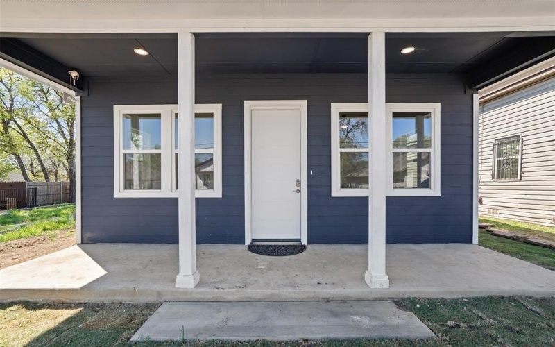 914 E Tucker Street, Fort Worth, TX 76104, 2 Habitaciones Habitaciones , ,2 BañosBaños,Residential,En Venta,914 E Tucker Street,20881062