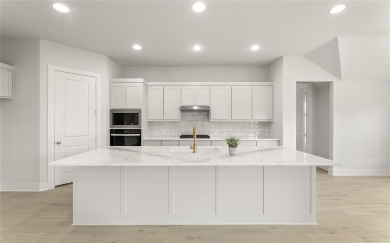 2713 Richard Street, Burleson, TX 76028, 4 Bedrooms Bedrooms, ,3 BathroomsBathrooms,Residential,For Sale,2713 Richard Street,20881219
