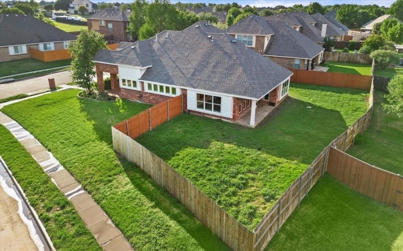 501 Highpoint Lane, Mansfield, TX 76063, 4 Habitaciones Habitaciones , ,3 BañosBaños,Residential,En Venta,501 Highpoint Lane,20881381