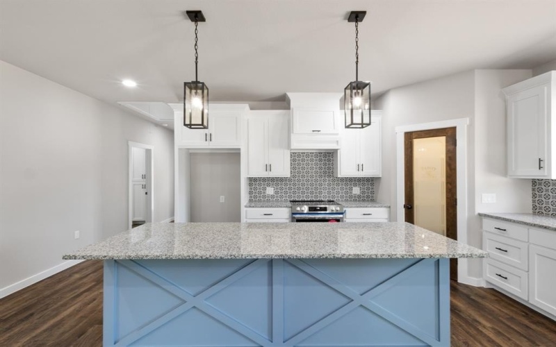 405 Bass Street, Bridgeport, TX 76426, 3 Habitaciones Habitaciones , ,2 BañosBaños,Residential,En Venta,405 Bass Street,20881346